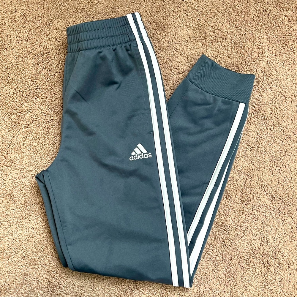 Adidas joggers